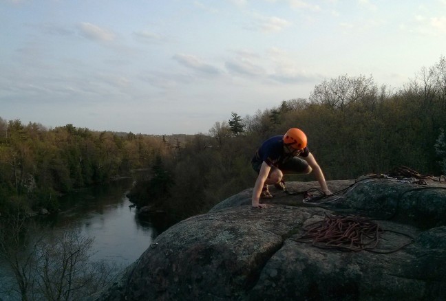 Gerhard carefully sets up the anchor.