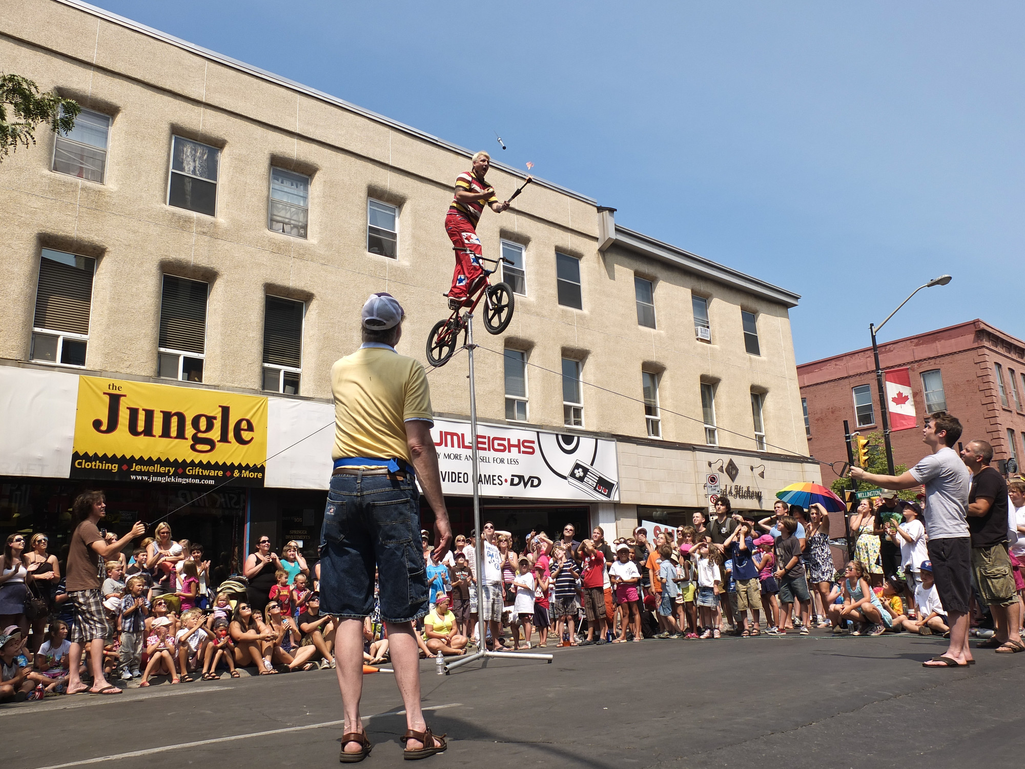 Jugglers, acrobats and flame swallowers will take over downtown Kingston between July 6th and 9th for the annual Buskers Rendezvous.