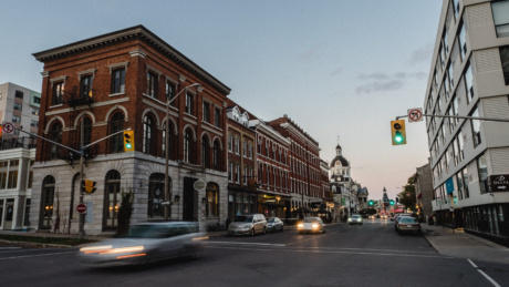 RS12148 Kingston Glamour Shots Downtown