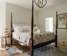 RS17600 Secret Garden Inn Kingstonlicious scr