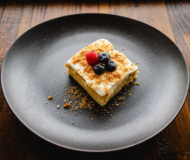 RS56182 260123 Kingstonlicious 1234038 lpr