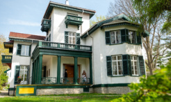 RS43642 tk museums 0152 lpr