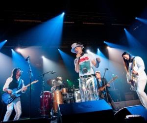 03 Concert viewing party