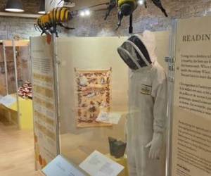 07 Bees