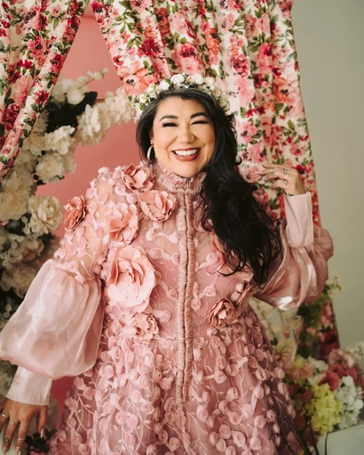 Olya Shendrick Photography spring2 jpg 1638x2048