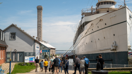 RS44118 tk museums 1267