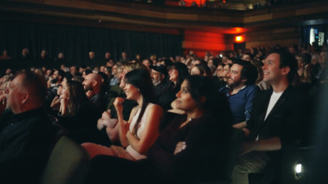 RS51393 Crowd watching Masterpiece scr