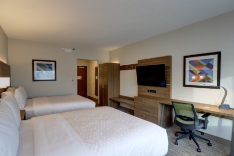 RS14134 IMG 1148 49 50 3000x1996 lpr