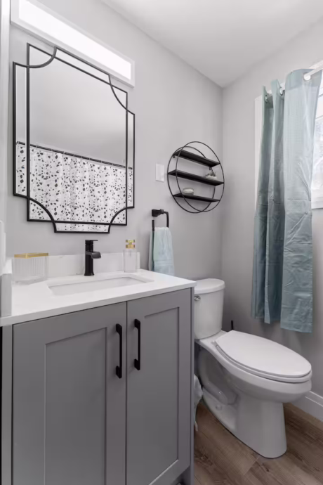 32b5c4f1 a5e4 43ee 8aed 575301bbe21f