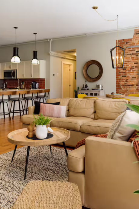 96b7a7ac 37a9 45fd aff5 356a23862d2d