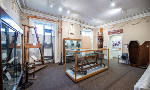 RS22350 Canadas Penitentiary Museum lpr