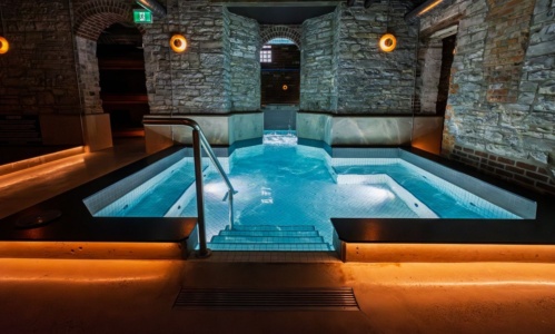 Spring wellness bathhouse