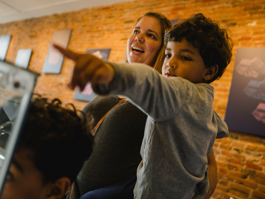 RS30428 230827 122927 TK 8275710 scr