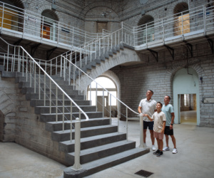 13 Kingston Pen Tours