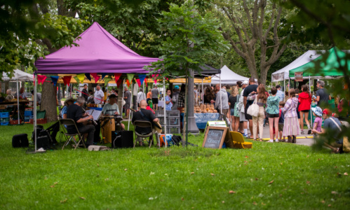 21 Memorial Centre Farmers Market