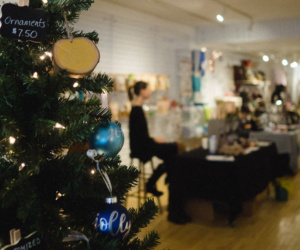 2 Kingston Holiday Market