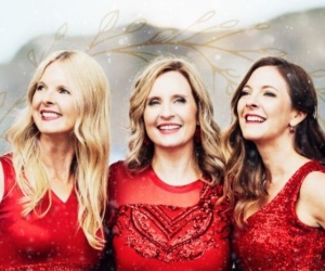 1 Christmas Ennis Sisters