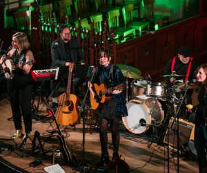 16 Good Lovelies Christmas Concert