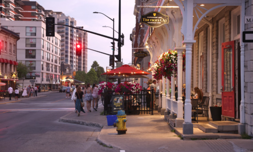 15 Creative Kingston Walking Tours