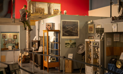 RS44064 tk museums 0828 lpr 1