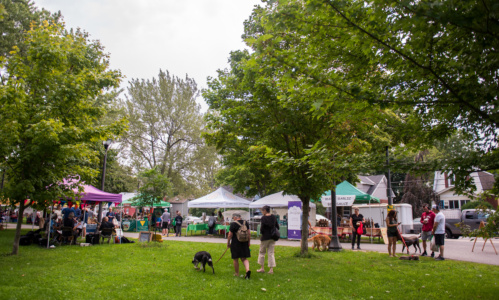 RS30131 Memorial Centre Farmers Market