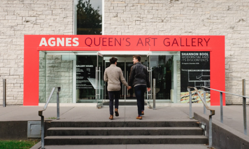 RS13395 200911 101913 Tourism Kingston 0622 lpr