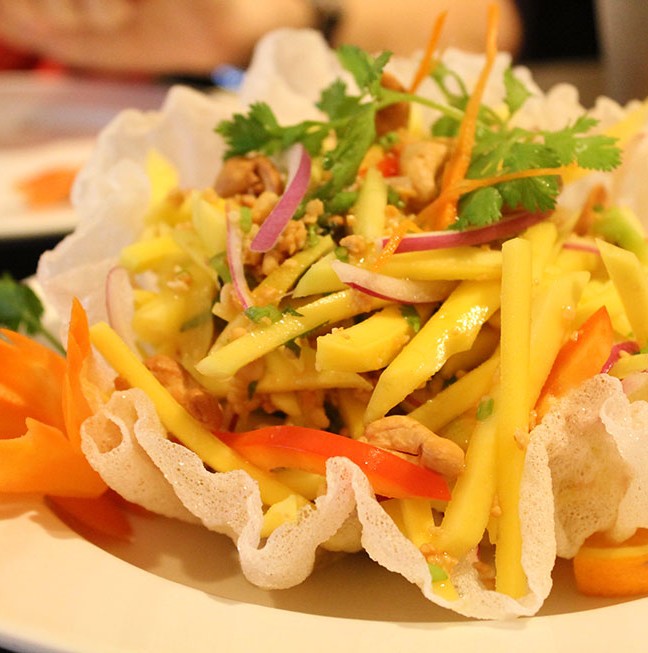 Looking for a summer fresh salad? Try the Mango Salad!