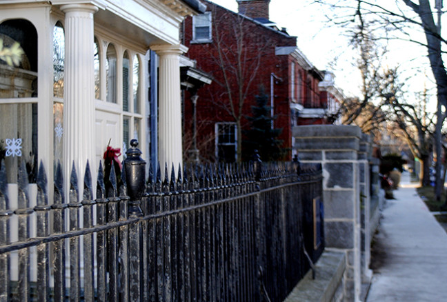 The tour takes us down King Street to the Cartwright House