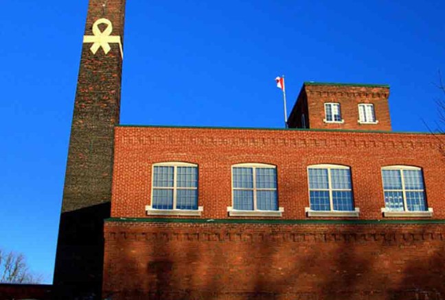 Housed in the old Woolen Mill, The Boiler Room features Canada’s tallest indoor climb through the historic chimney. Check out another Kingston Lobby contributor’s experience at the Boiler Room!