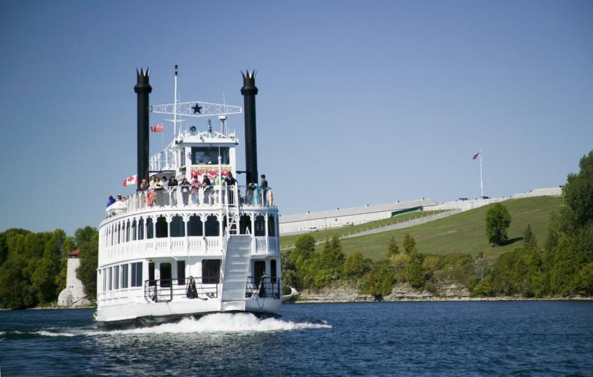 1000 Reasons to Choose a Kingston 1000 Islands Cruise