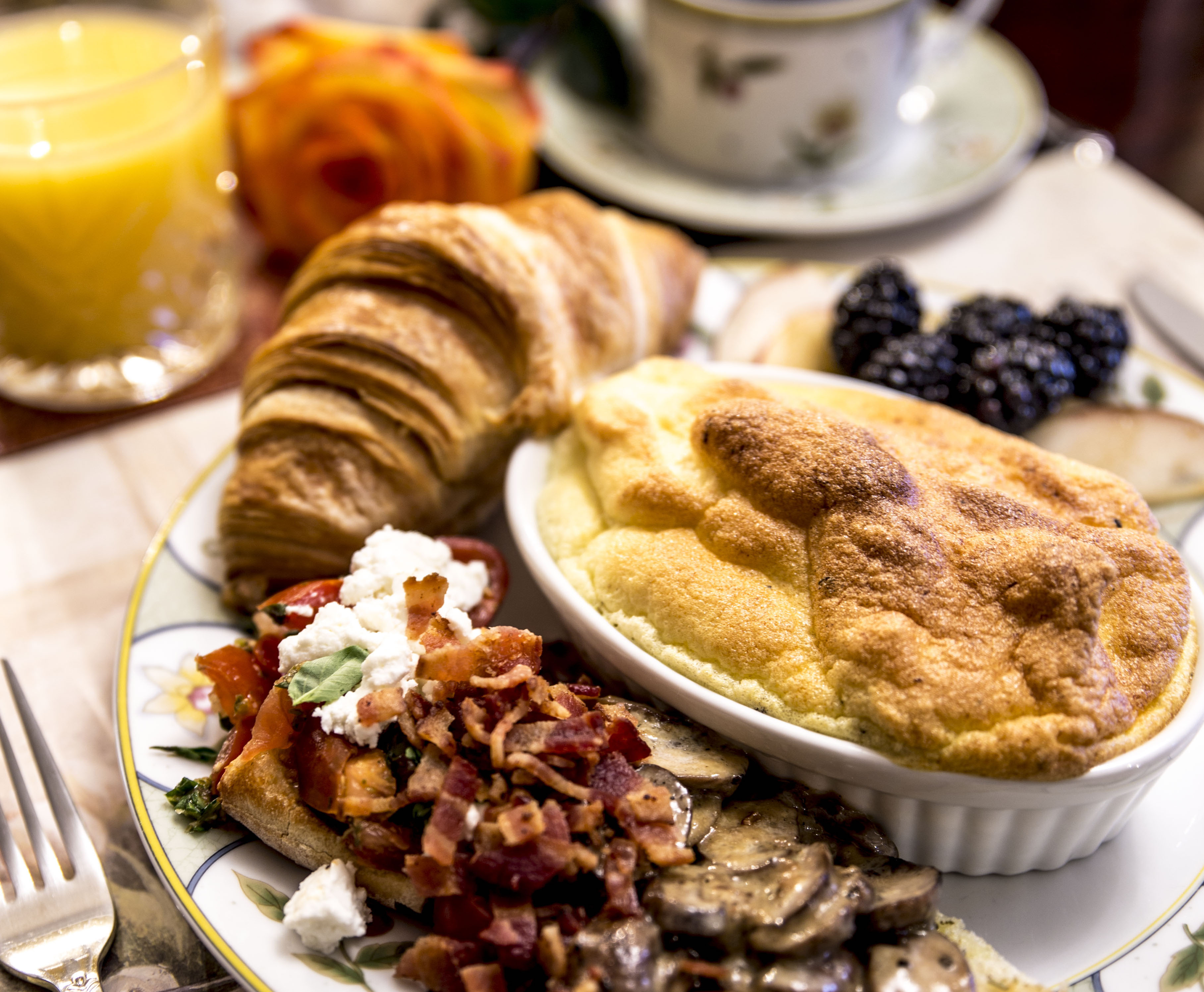 Breakfast Inn Bed Visit Kingston