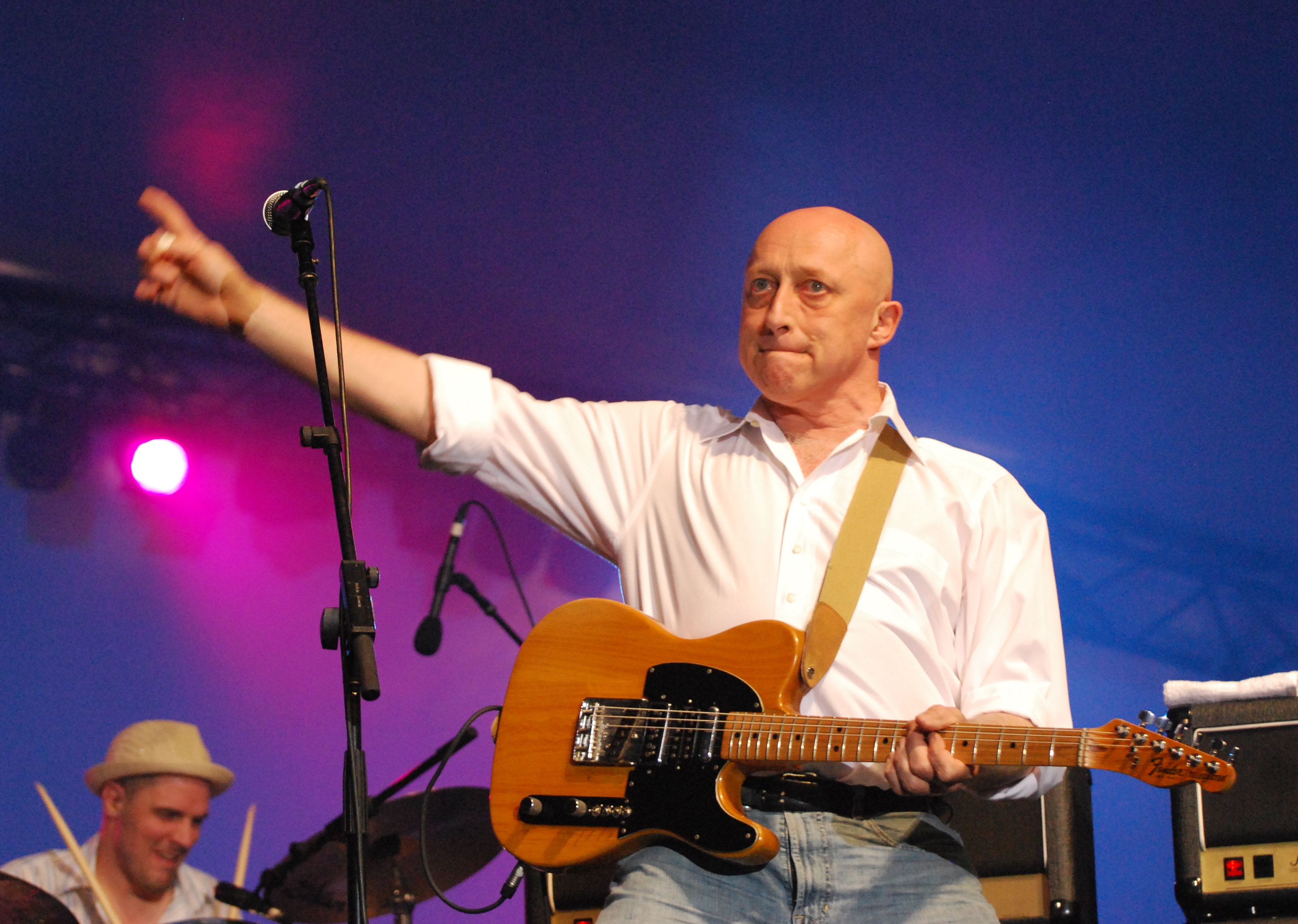 David Wilcox plays Rockin The Square