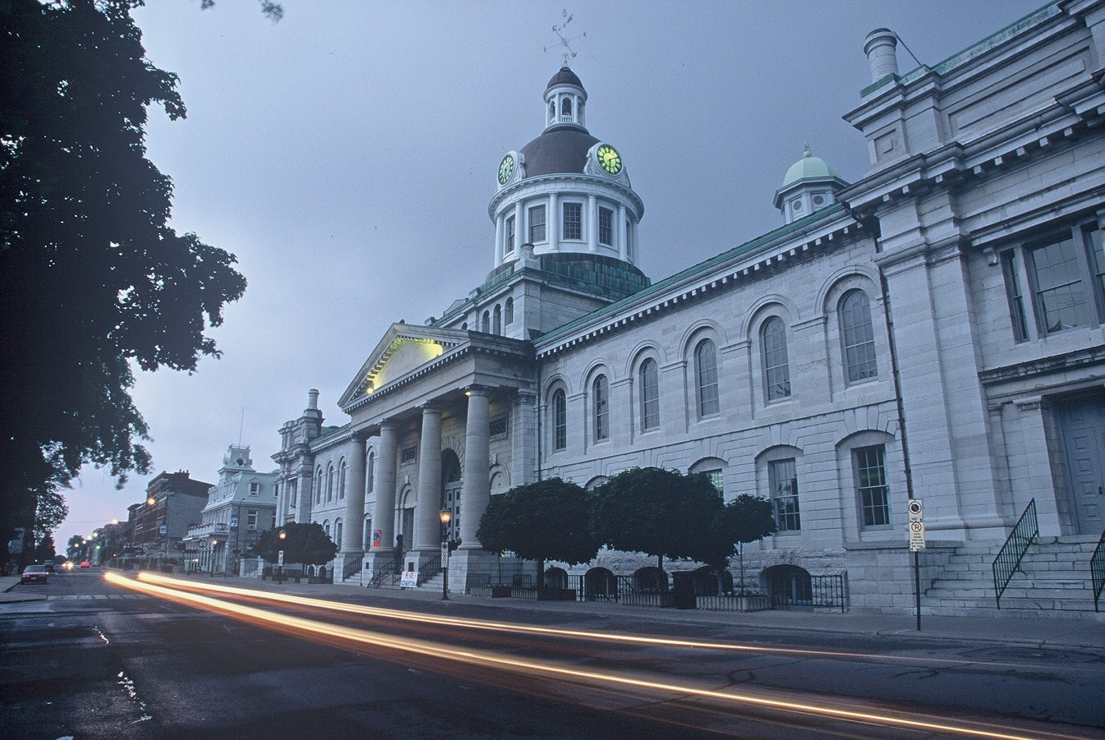 kingston city hall tours